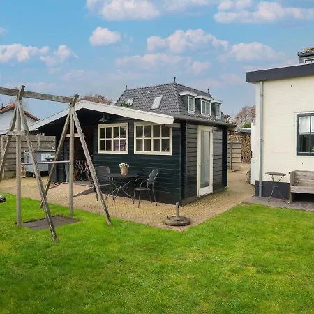 Quaint Summer In Binnen