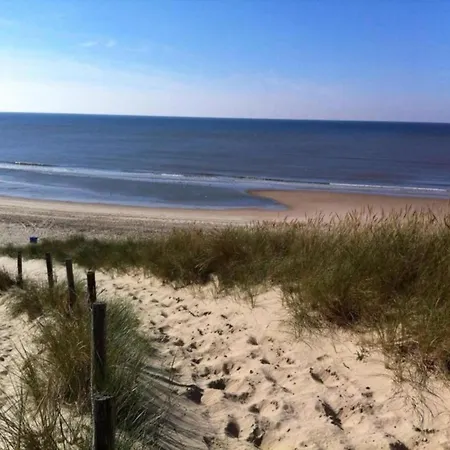 Quaint Summer In Binnen *
