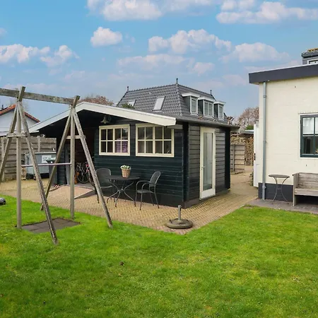 Near Dune Beaches * エグモント・ビネン